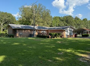 530 E Church St, Sandersville, GA 31082