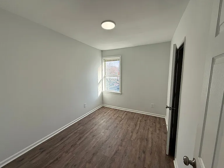 1150 17th St NE — Photo 22