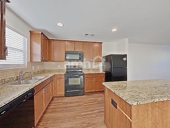 3rd image of 3717 Pitchers Ln