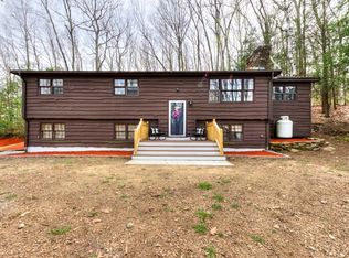 13 Stevens Park Rd, Charlton, MA 01507