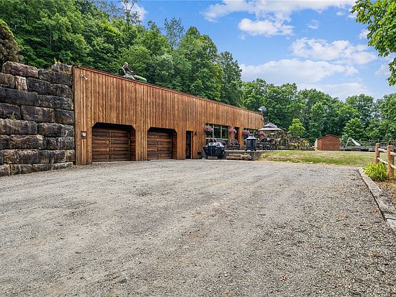 5th image of 139 Liberty Dr