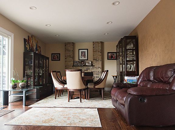 2nd image of 1328 Edington Ln