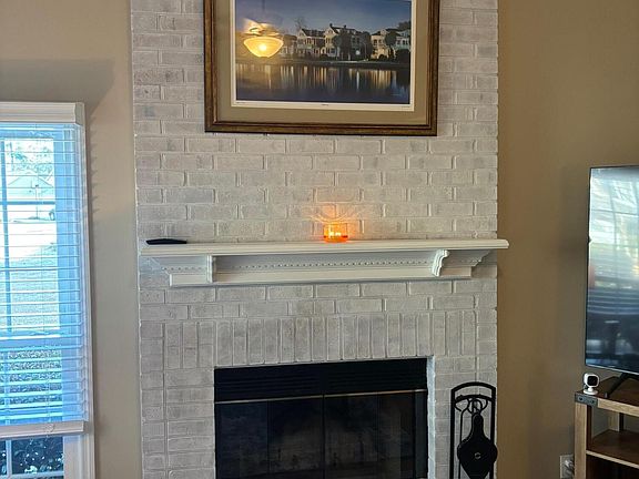 4th image of 117 Alwyn Blvd
