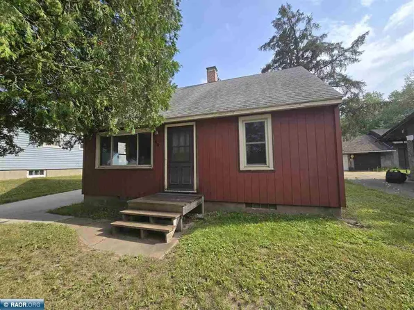 40 Vermillion Dr, Virginia, MN 55792