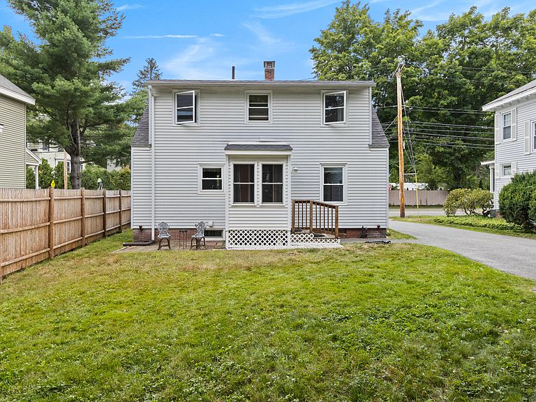 Listing photo 2