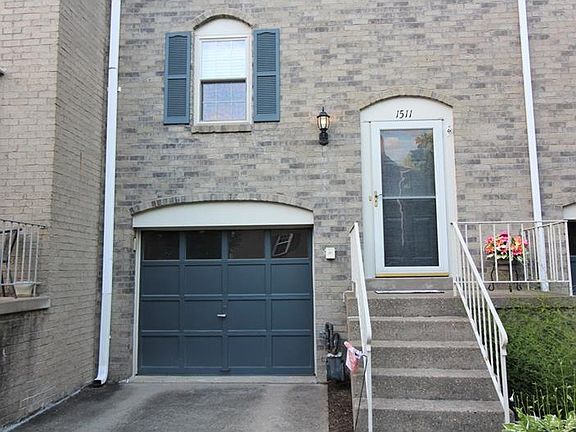 2nd image of 1511 Harewood Sq