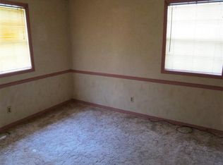 2425 23rd Ave N, Columbus, MS 39701
