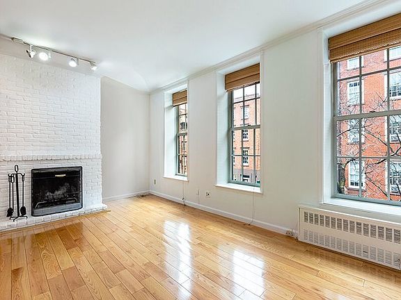5th image of 822 Greenwich St APT 2A