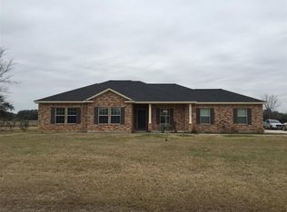 1056 Longhorn Trl, Angleton, TX 77515