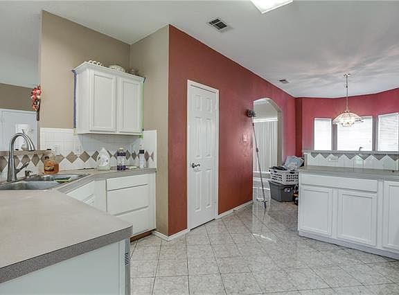 5th image of 6218 San Marino Dr
