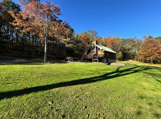 1769 Skyline Dr, Farmington, PA 15437