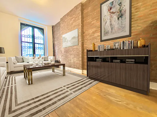 Rented by Voro NYC | media 6
