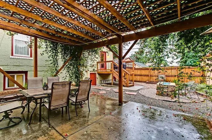 Back Patio Dinning Area