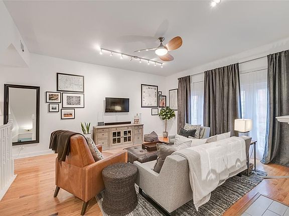 3rd image of 2423 Kingston St #3