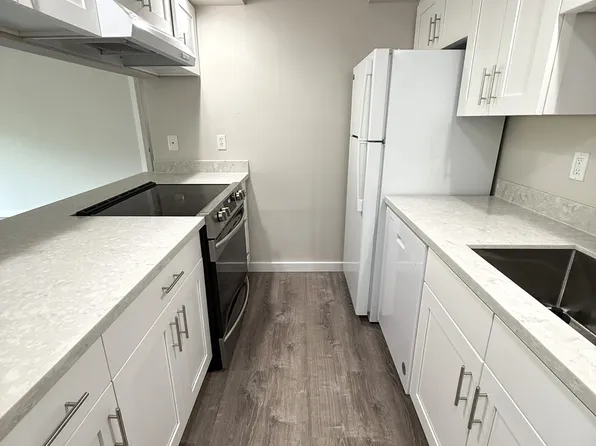 9242 Ashworth Ave N APT A103, Seattle, WA 98103