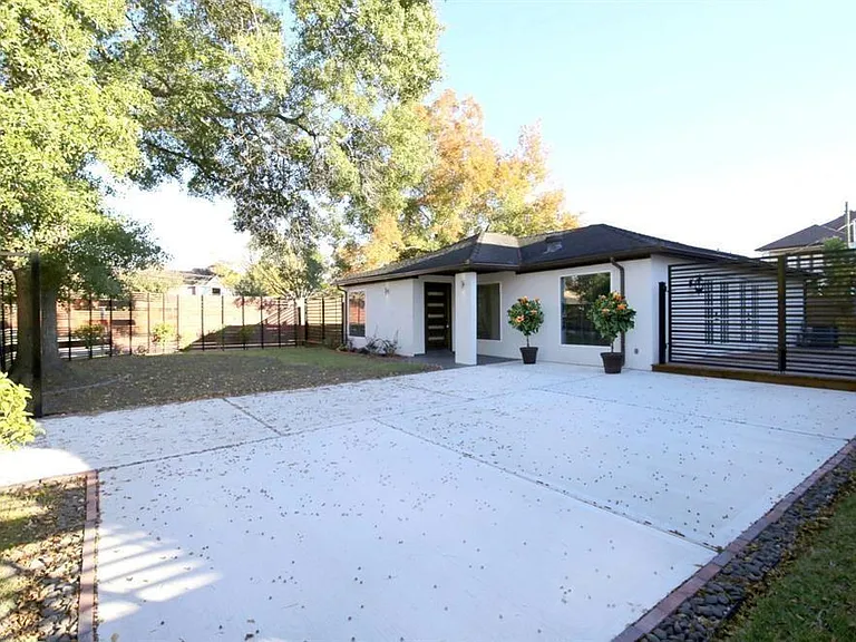5501 Aspen St — Photo 27