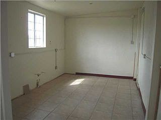 4th image of 113 E Radio Ln