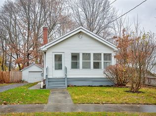 1379 Niagara Ave, Akron, OH