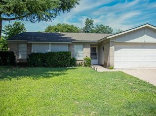 5408 Windy Meadow Dr, Arlington, TX 76017