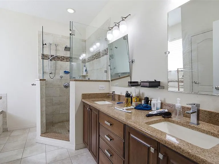 508 Debra Dr — Photo 16