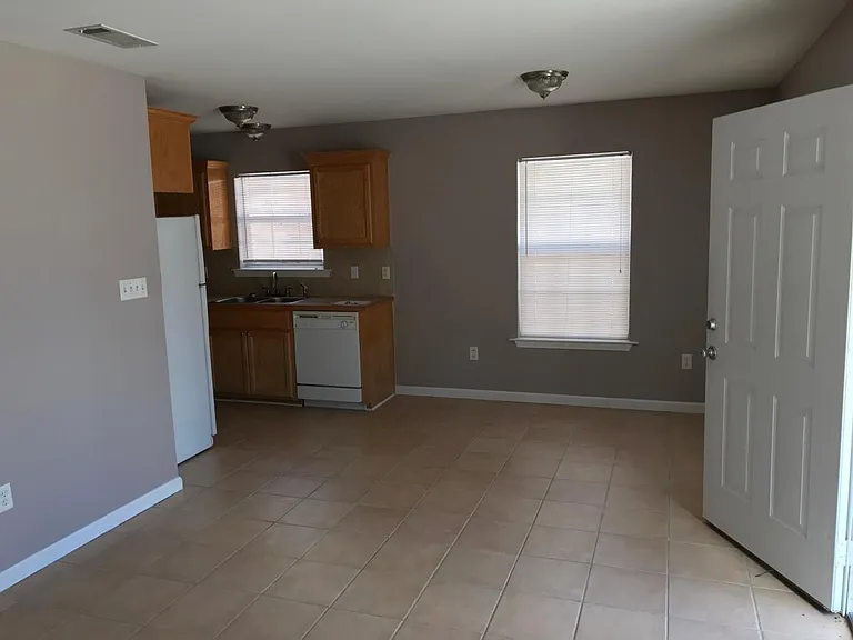 43166 Winchester Dr — Photo 1
