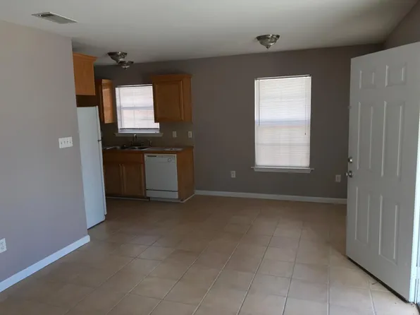 43166 Winchester Dr, Hammond, LA 70403