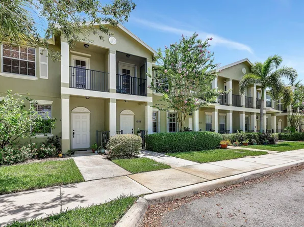 1958 SE Korona Drive, Port St Lucie, FL 34952