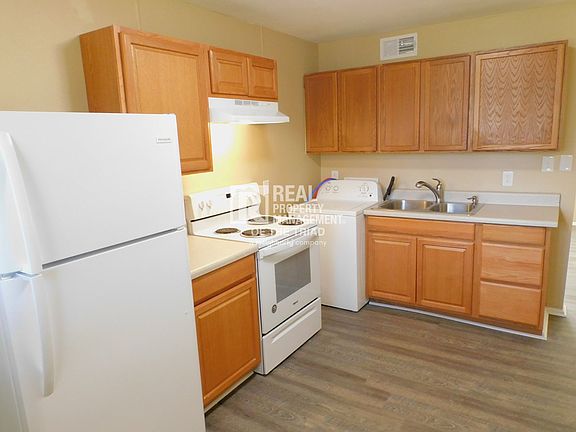5th image of 4216 Parker St #J