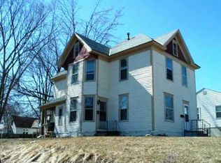 1117 3rd Ave SW, Cedar Rapids, IA 52404