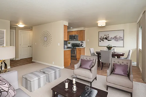 Del Mar Village Apartments Photo 1