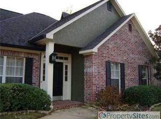 433 Grand Oaks Dr, Shreveport, LA 71106