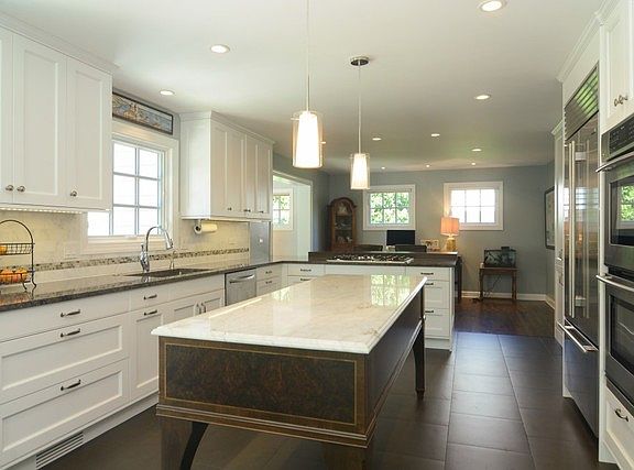 3rd image of 2126 Glendale Ave