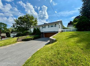 12 Ridge Rd, Gloversville, NY 12078