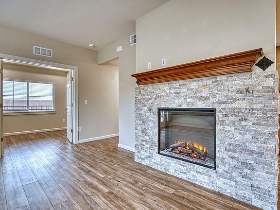 3rd image of 2417 Calais Dr #19-D