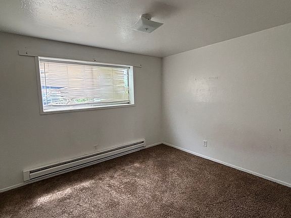 3rd image of 310 Moonlite Dr #15