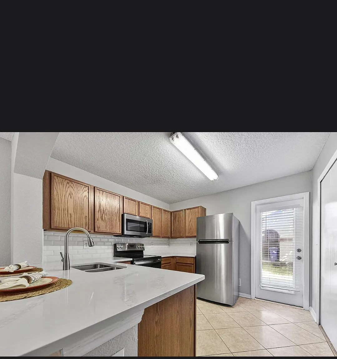 3 bed, 1420 sqft, $1,850 — Photo 3