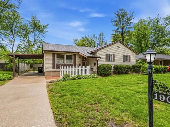 1907 Weaver St, Urbana, IL 61802