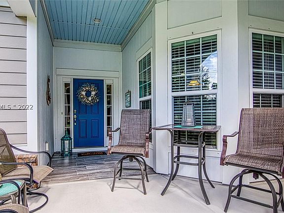 3rd image of 95 Bainbridge Way