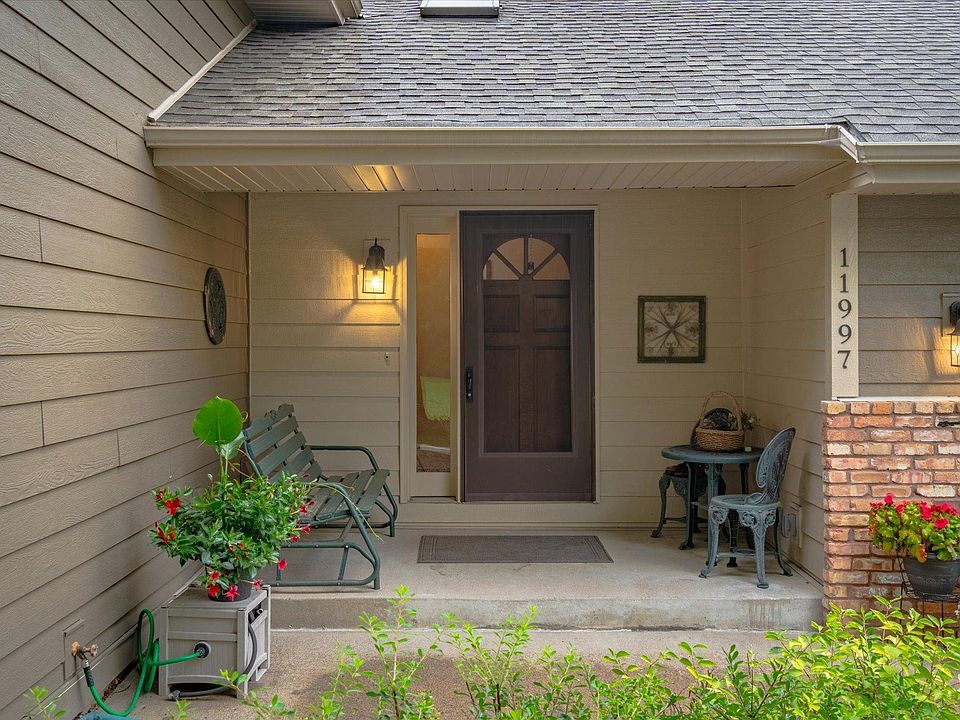 11997 Dogwood St NW, Coon Rapids, MN 55448 Zillow