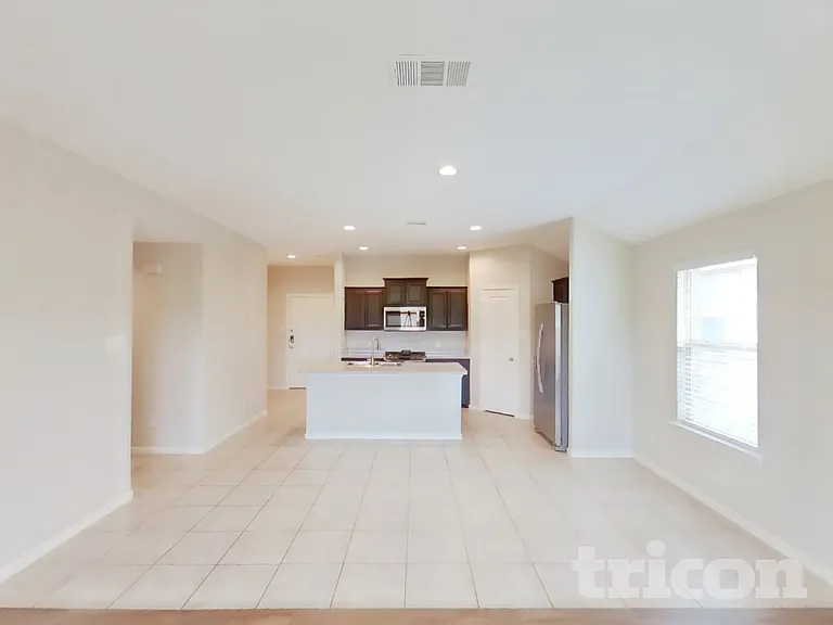 10502 Fort Cibolo Trl — Photo 3