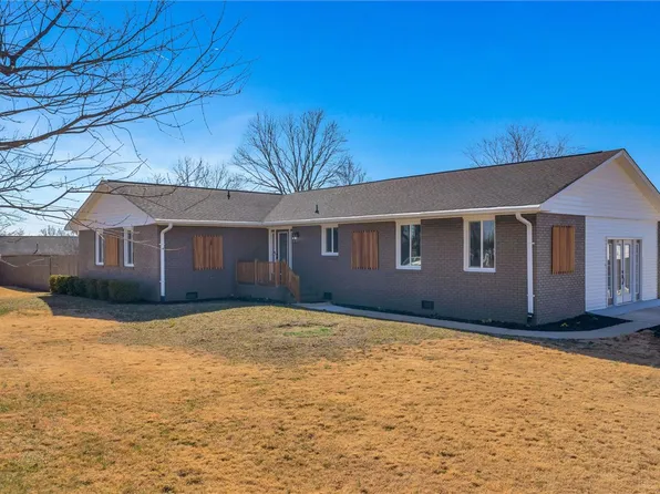 103 Tradd St, Anderson, SC 29625