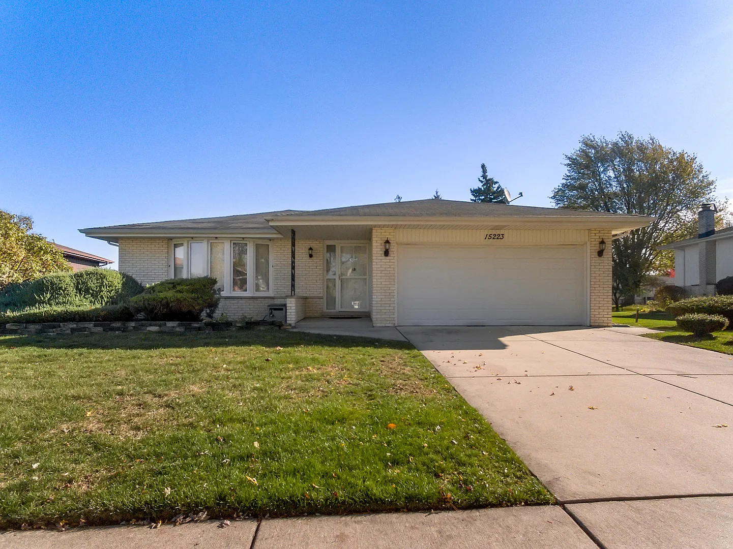 15223 Sunset Ridge Dr photo 1