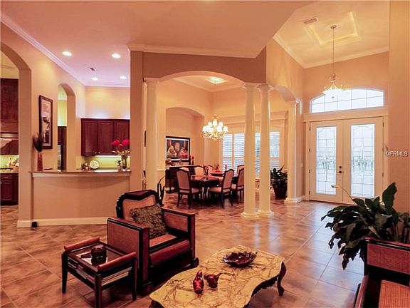 3rd image of 2319 Heritage Lakes Dr