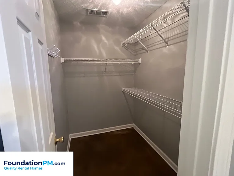 7063 Beringer Dr S — Photo 12