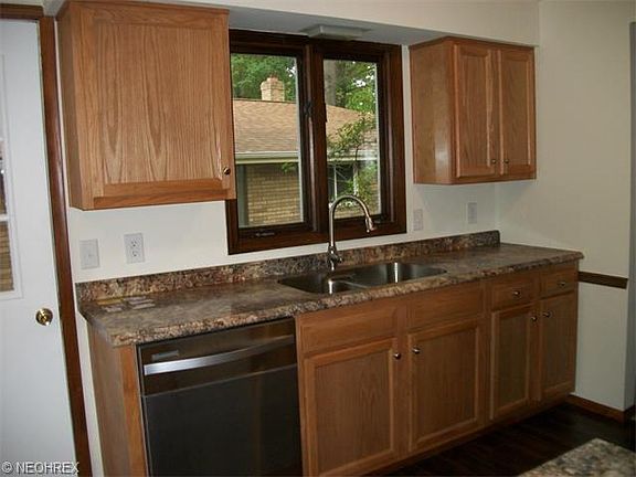 2nd image of 13574 Sherwood Cir