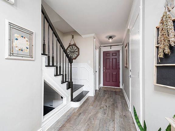 3rd image of 36 Birch Ln