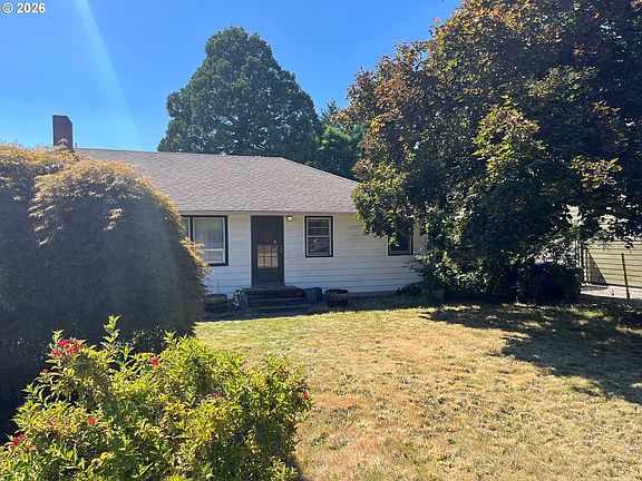 3rd image of 3131 SE 282nd Ave
