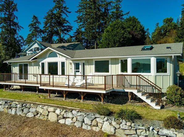 4375 Tea Rose Court, Oak Harbor, WA 98277