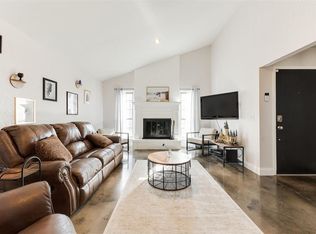 305 Linda Ln, Yukon, OK 73099