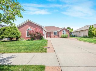 21895 Preserve Ct, Macomb, MI 48042